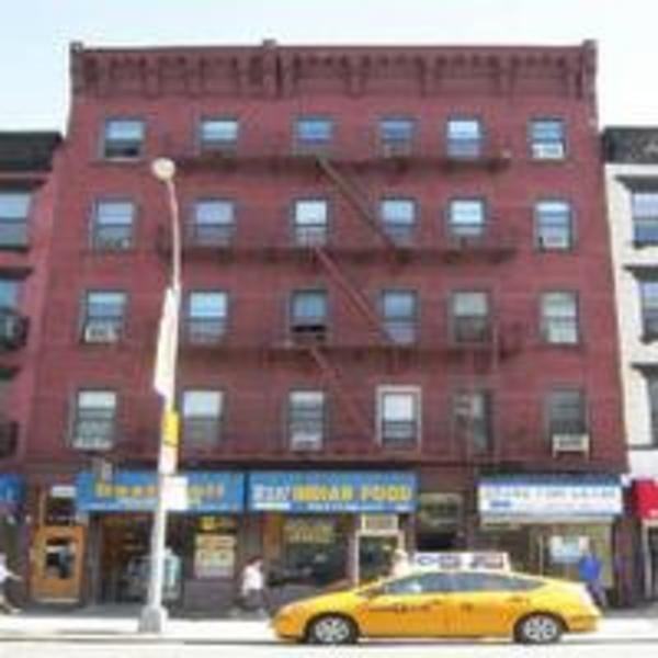 712 10th Ave #2A