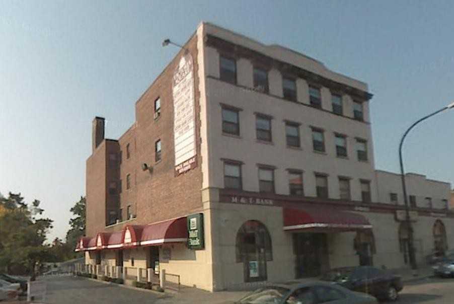 727 Ridge Rd - Photo 2 of 3