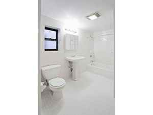 447 W 50th St - Photo 3 of 3