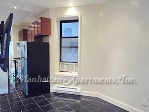 924 Amsterdam Ave 2ndFL - Photo 3 of 7