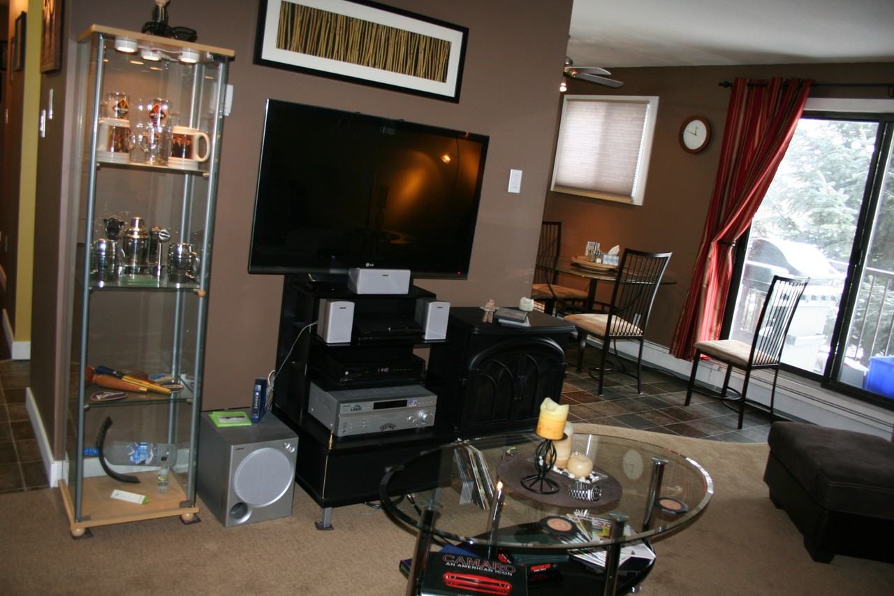 3410 23 Ave S - Photo 2 of 7