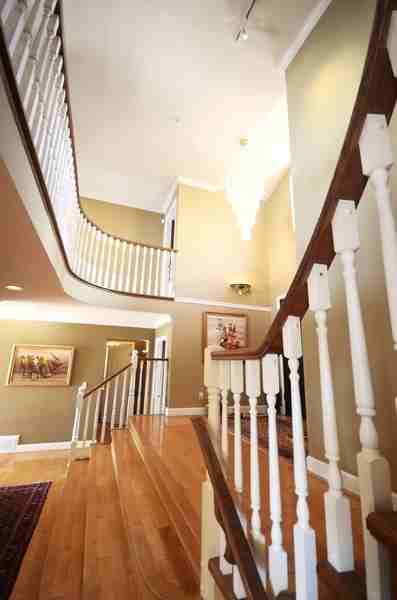 2618 Chippendale Rd - Photo 2 of 6