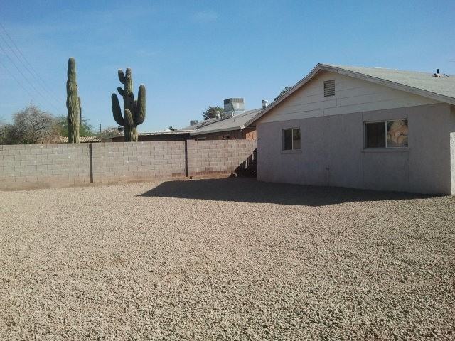 6336 W Catalina Dr - Photo 2 of 14