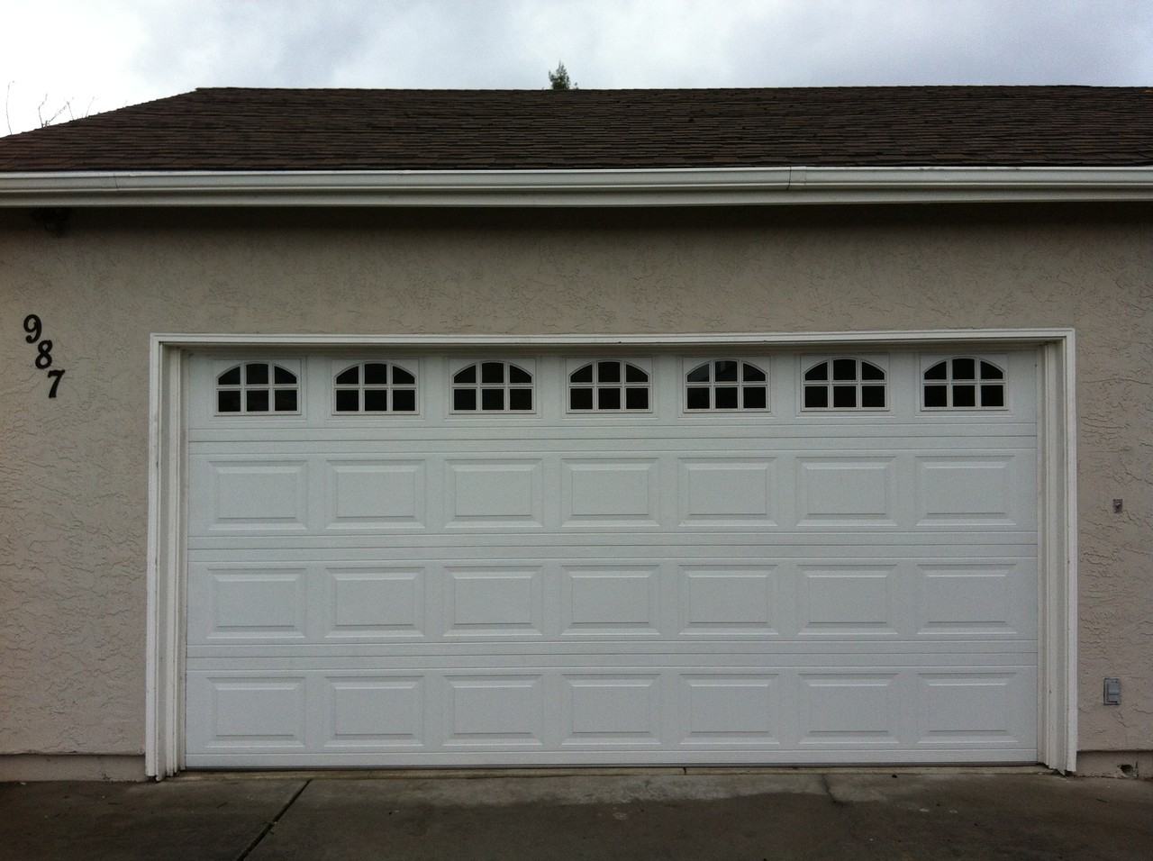 987 Bellomo Ave - Photo 2 of 7