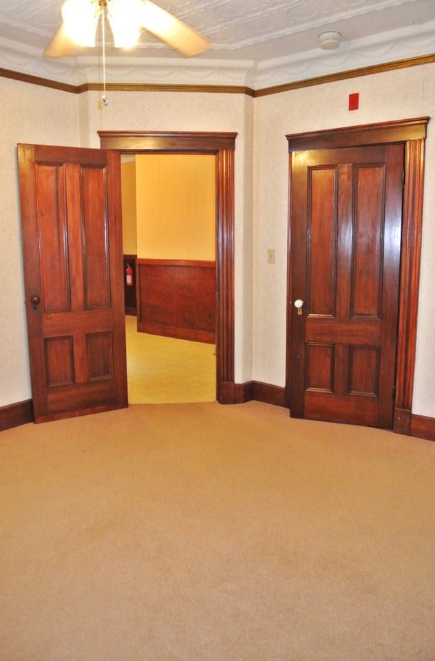 113 Carrington Ave #2 - Photo 3 of 7