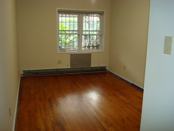 1 N Brewster Rd - Photo 3 of 5