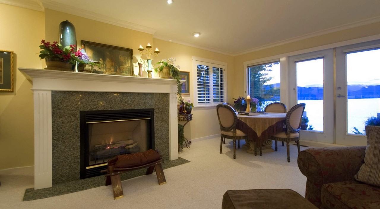 6951 Isleview Rd - Photo 2 of 8