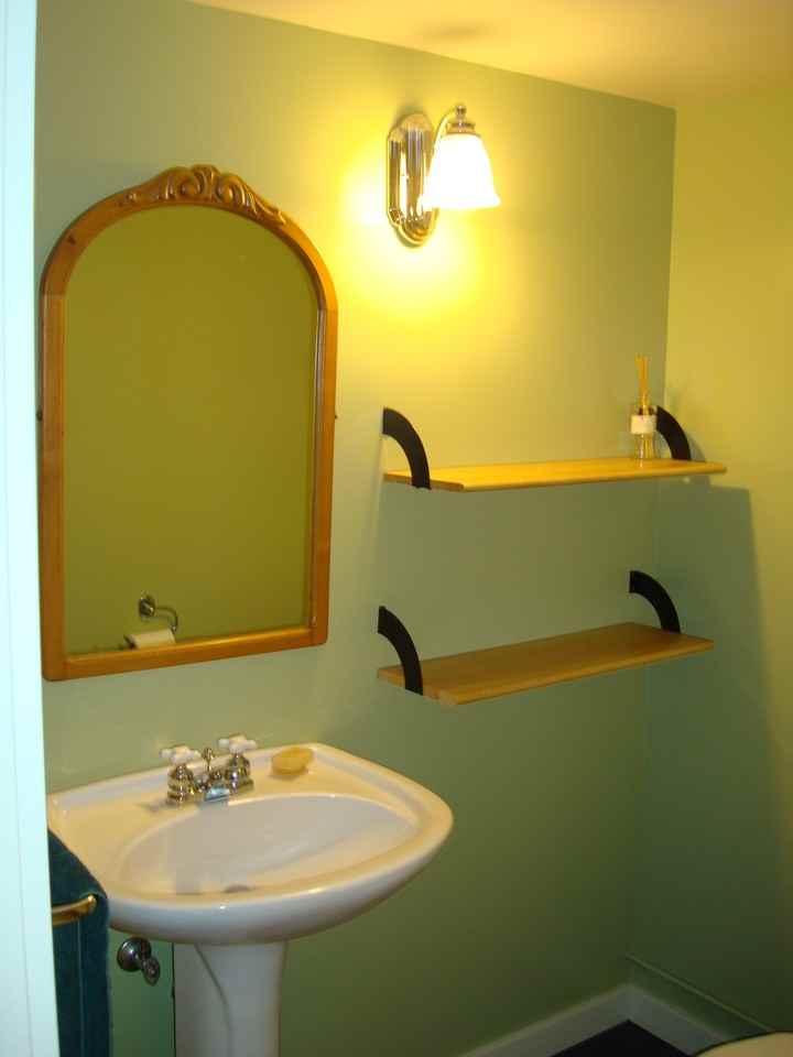 1824 Chandler Ave - Photo 3 of 4