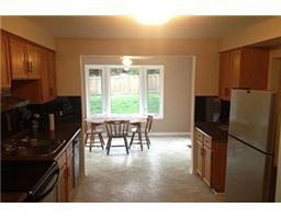 138 Melbourne Dr - Photo 3 of 8