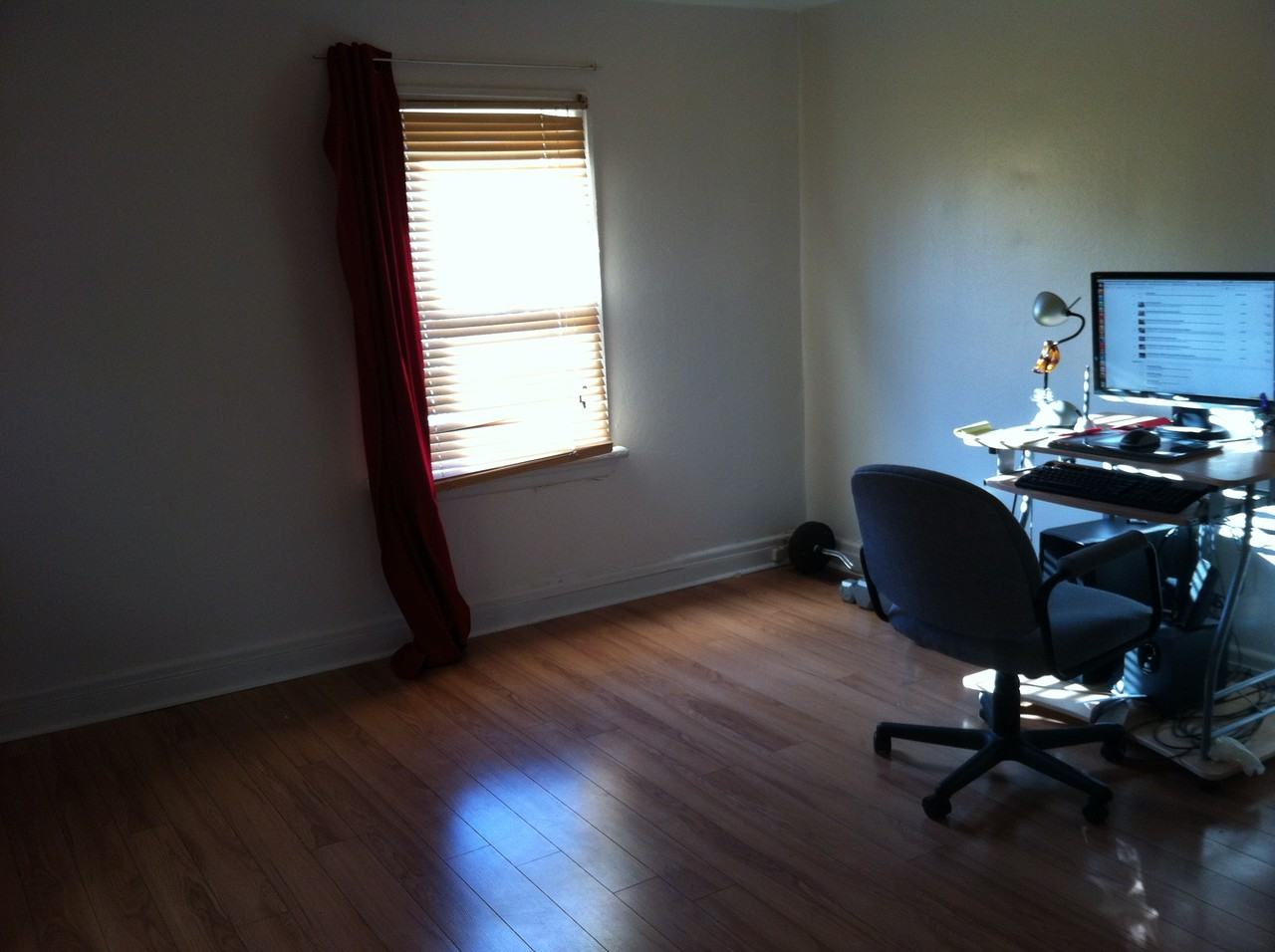 189 King Edward Ave - Photo 2 of 6