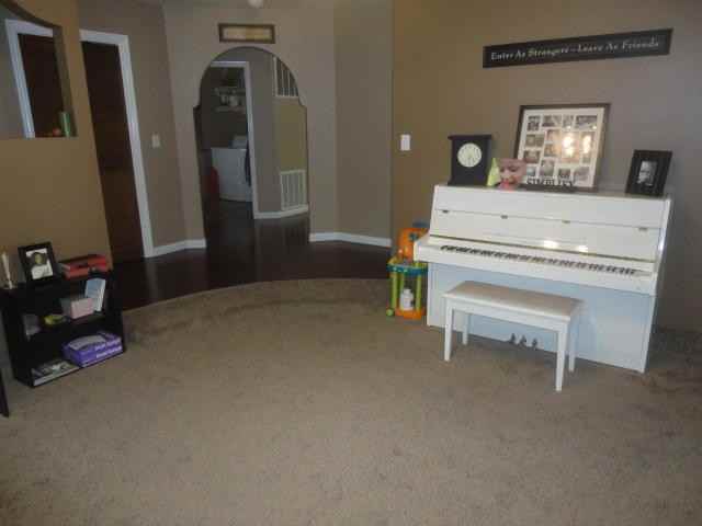 1119 McKinley Way - Photo 3 of 9