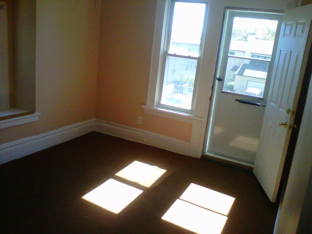 67 E Fulton St - Photo 3 of 4