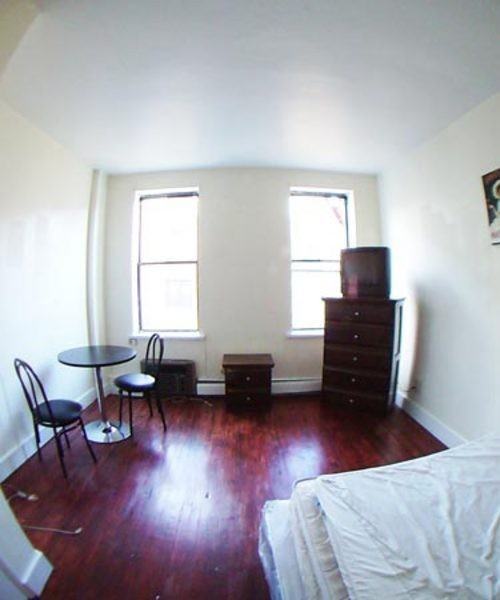 15 Clinton St - Photo 2 of 6