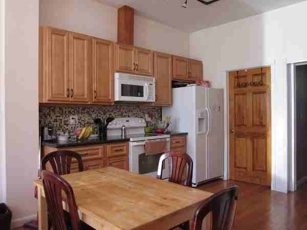 435A 9th St - Photo 3 of 6