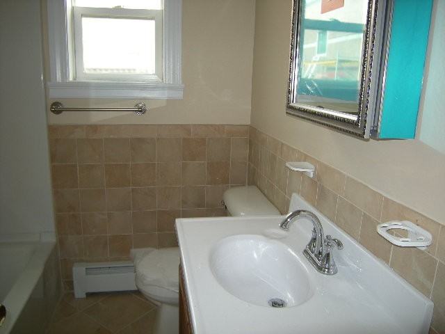 13 Wall St - Photo 2 of 5