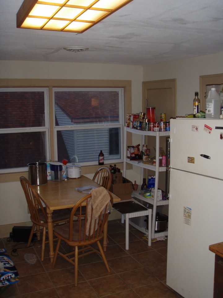 1633 Monroe St - Photo 2 of 8