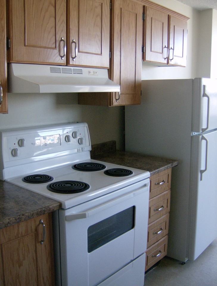 100 Prince Edward St - Photo 3 of 8