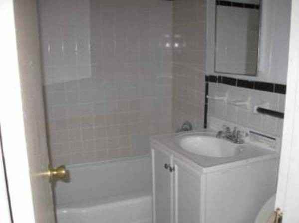 1786 Topping Ave 5A - Photo 2 of 4