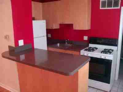 2256 W Roscoe St #CH