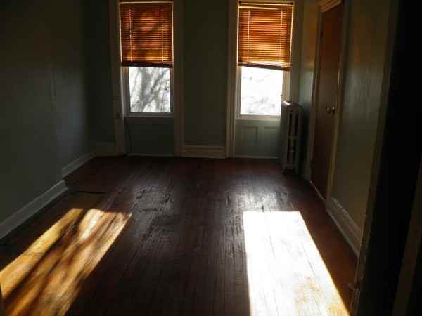 564 54th St TOP - Photo 2 of 9