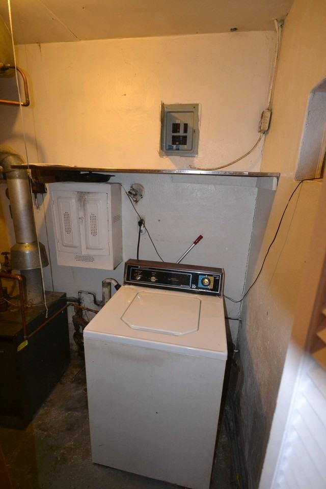 255-23 58th Ave - Photo 2 of 15