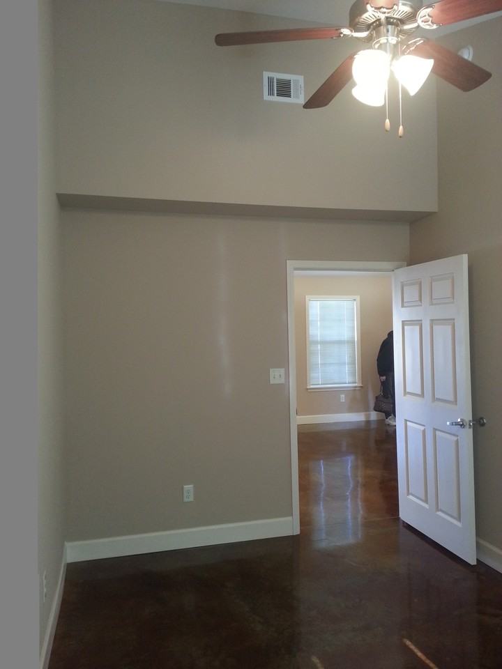 3850 Harrisburg Rd - Photo 3 of 4