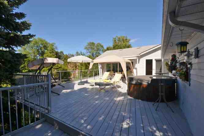 28 Bayview Park Ln - Photo 2 of 10