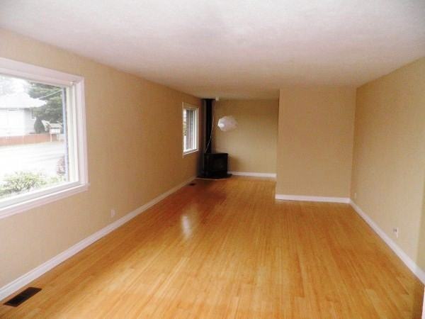 10002 40th Ave SW - Photo 2 of 10