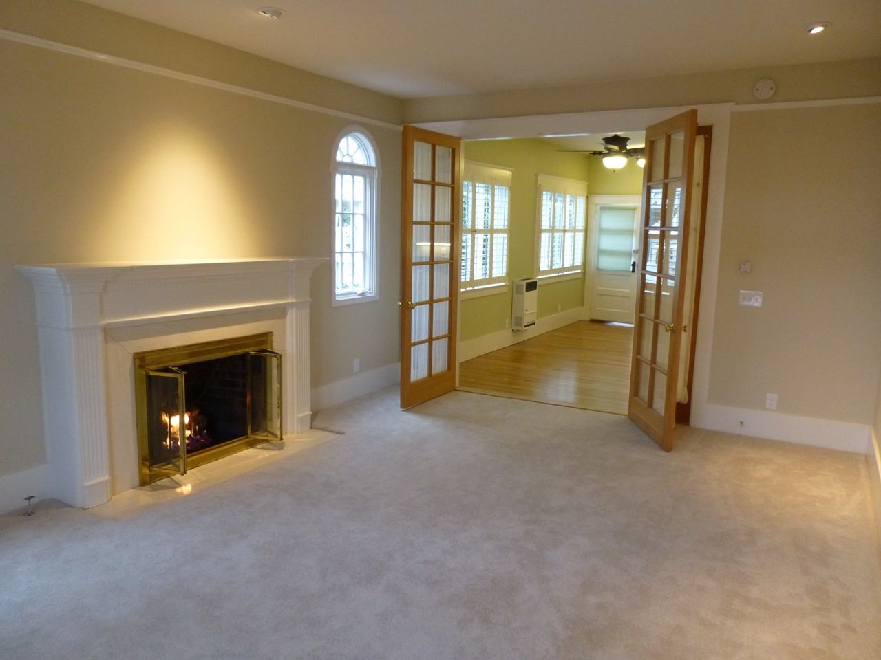 30 W Valerio St 1 - Photo 3 of 7