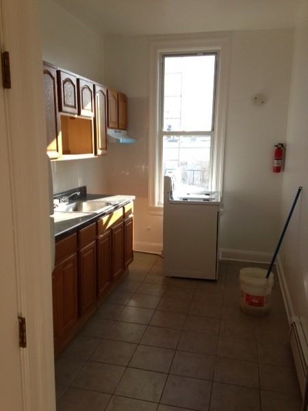 88 Cornelia St - Photo 2 of 5