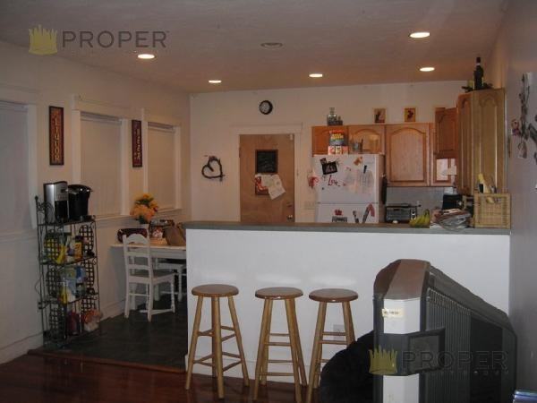 52 Gardner St 1 - Photo 2 of 9