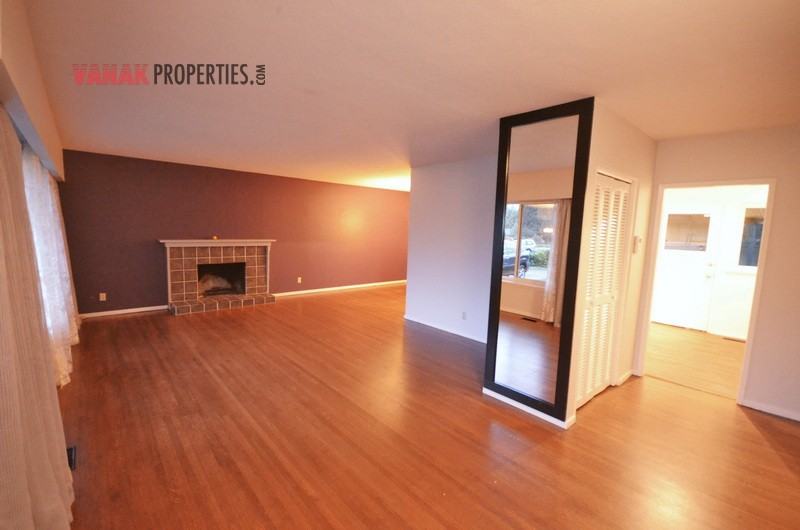 1974 Belle Isle Pl - Photo 2 of 11