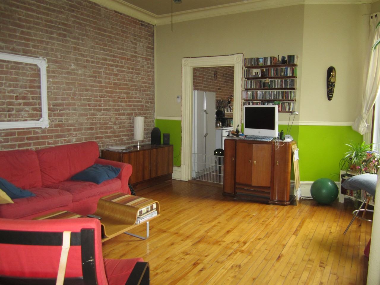 1483 Rue Rachel E - Photo 3 of 6