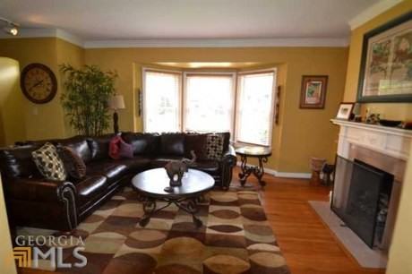 3063 Peachtree Dr NE #1 - Photo 2 of 10