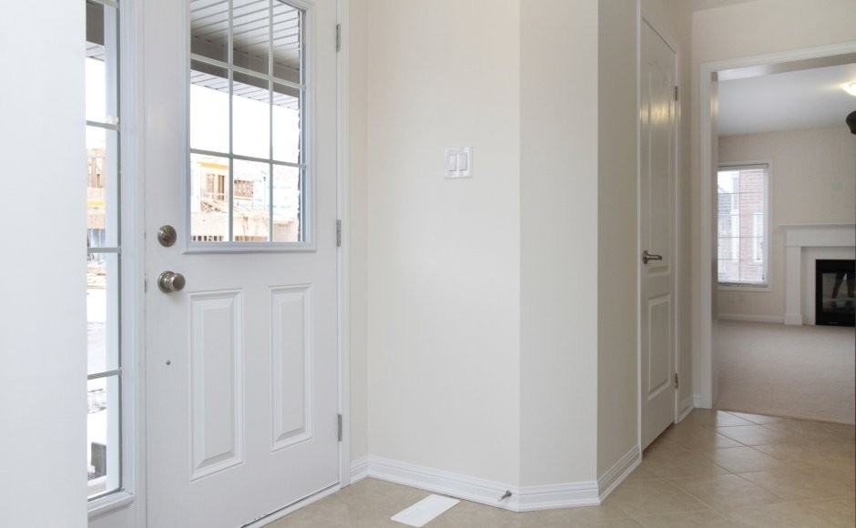 1040 Timmer Pl - Photo 2 of 15