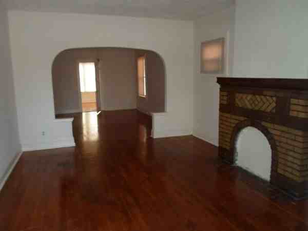 7014 Natural Bridge Rd - Photo 2 of 5