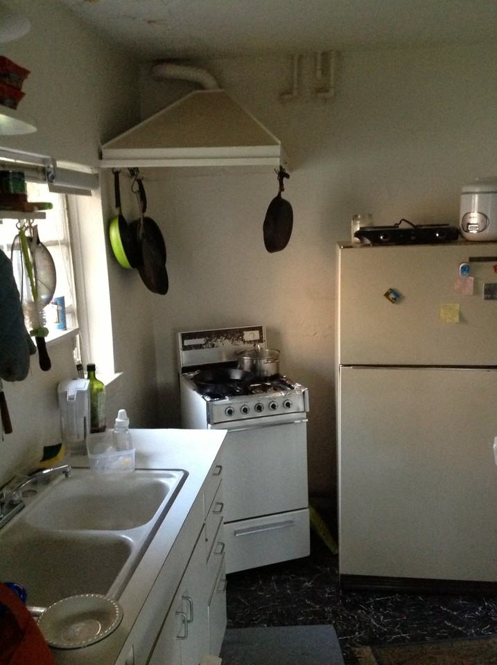 1933 Dryden Rd - Photo 2 of 4