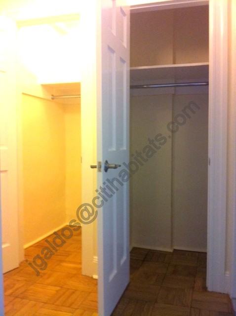 95 Christopher 4A - Photo 3 of 5