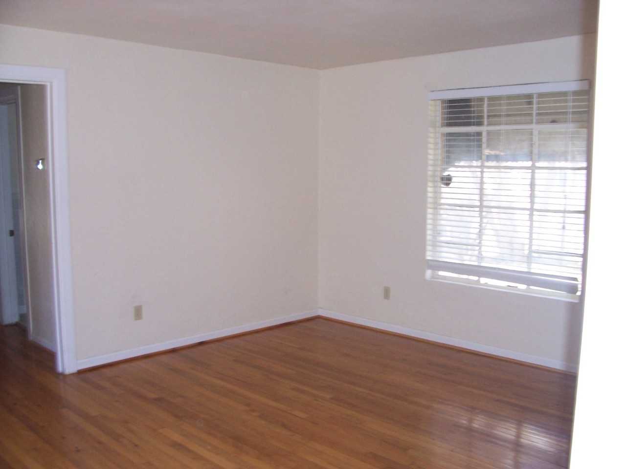 5953 Lewis St - Photo 2 of 6
