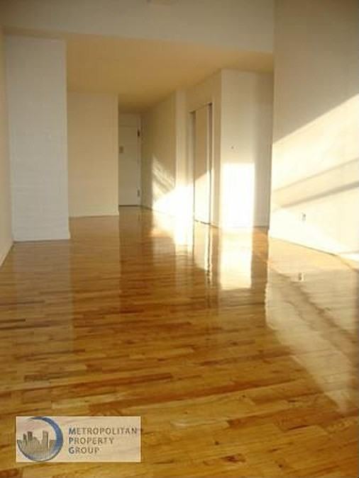 W 16th St #223