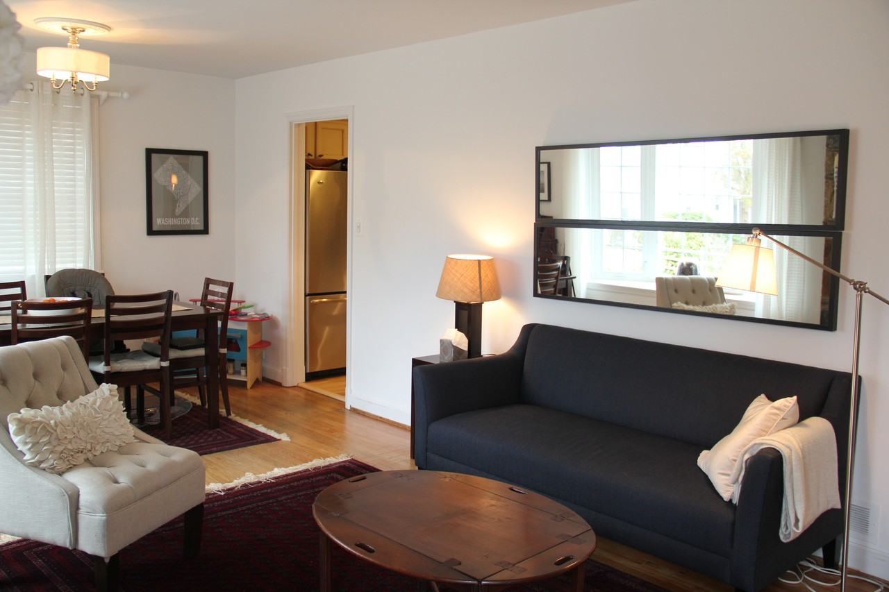 4512 Everett St - Photo 2 of 9