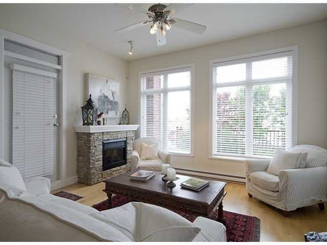 4111 Bayview St - Photo 3 of 6