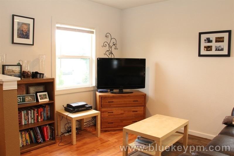 3409 Yeoman Ave - Photo 3 of 14