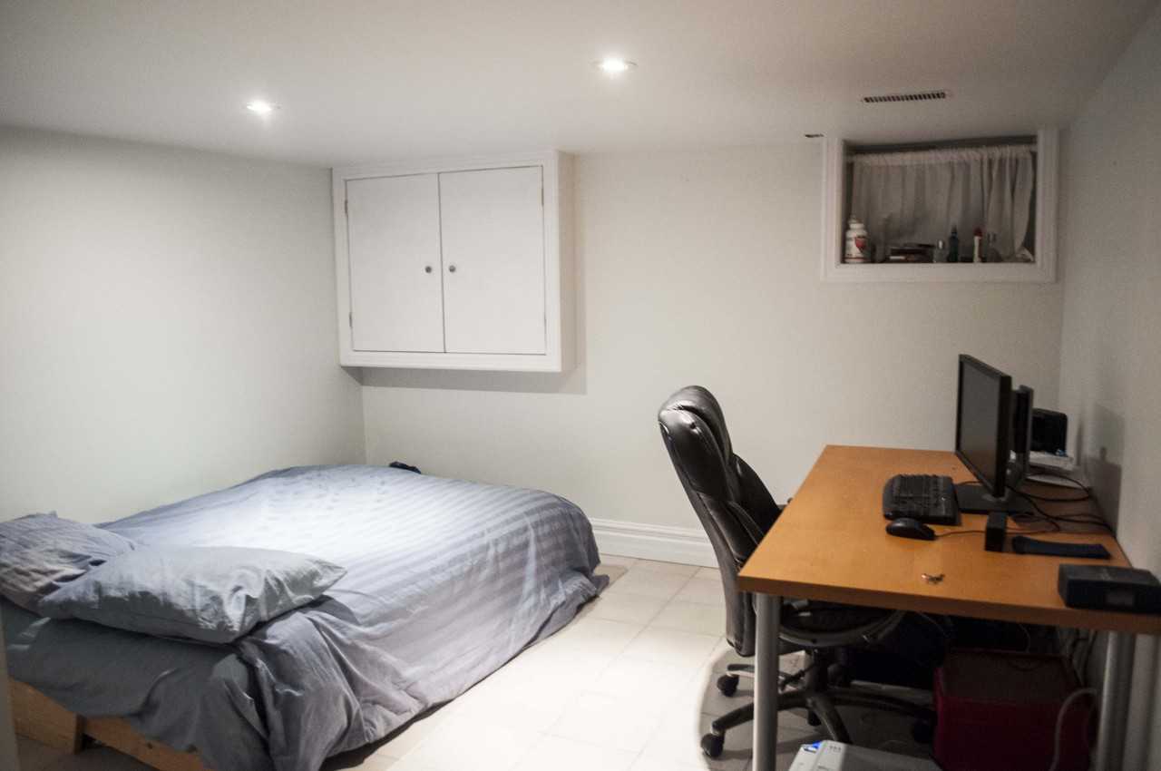 24 Castle View Ave #1 - Photo 3 of 5