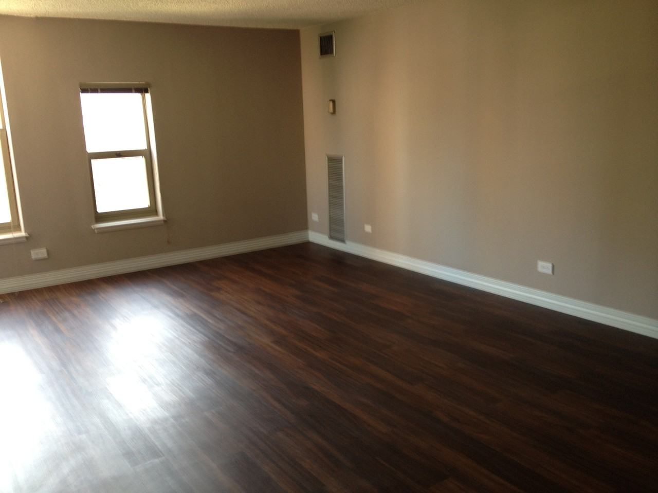 100 S Chestnut St - Photo 2 of 7