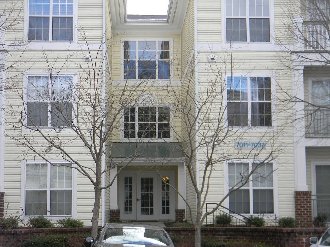 7017 Toby Dr - Photo 2 of 13