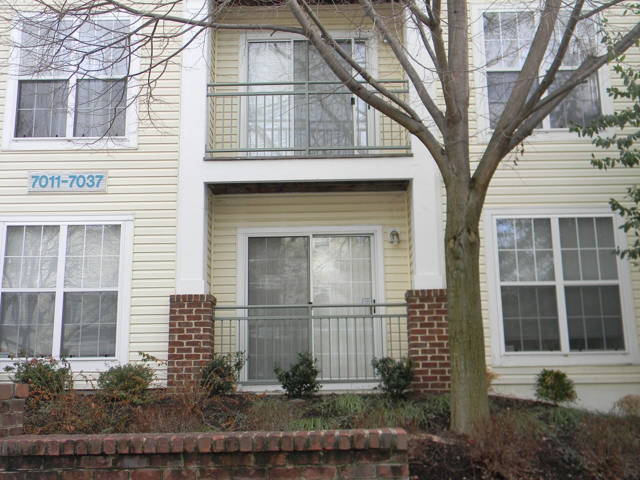 7017 Toby Dr - Photo 3 of 13