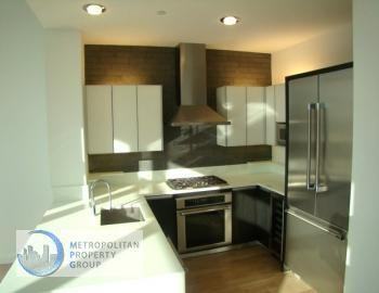 232 W 37th St - Photo 2 of 3