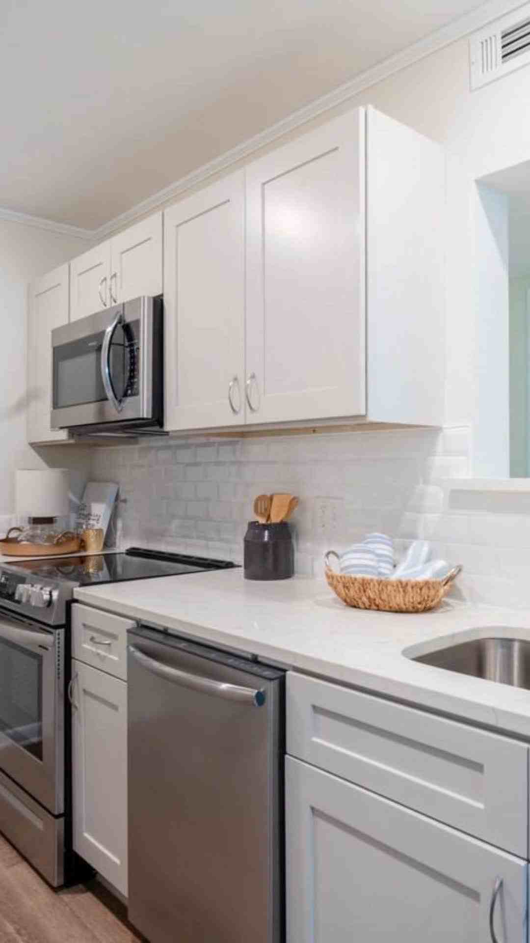 Bayou Shadows Apartment Homes - Reel 49 of 50