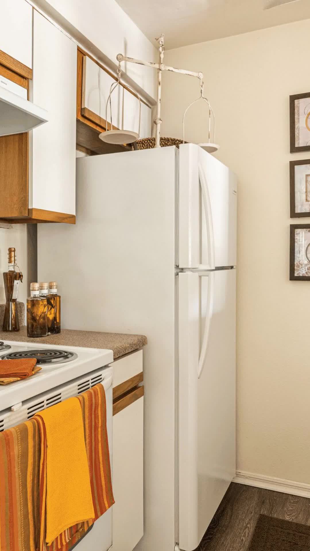 Colonial Pointe - Reel 100 of 100